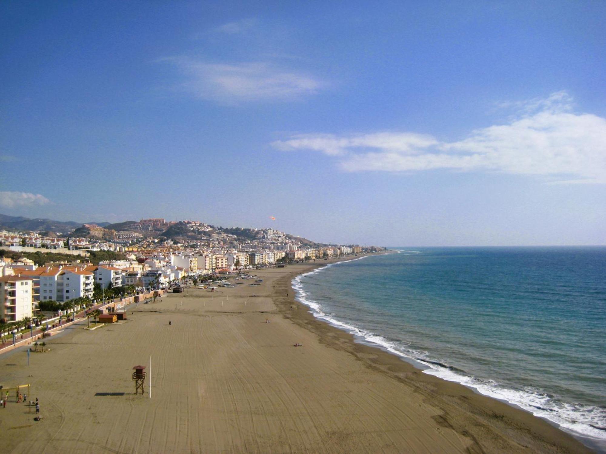 Ferienwohnung Atico Con Solarium A Metros Del Mar En Malaga Rincón de la Victoria Exterior foto